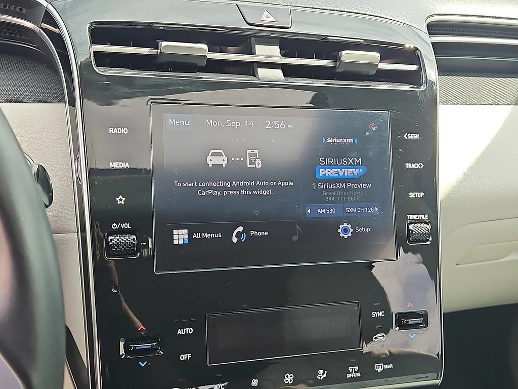 Used 2023 Phantom Black Pearl Hyundai SEL image 28
