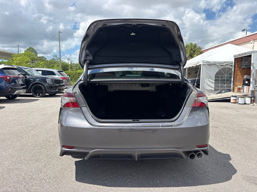 2022 Toyota Camry SE - Photo 14