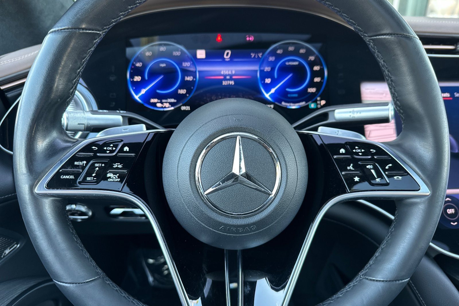 Certified Used 2023 White Mercedes-Benz 580 image 24