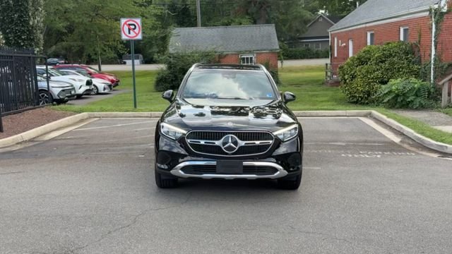 Used 2026 Black Mercedes-Benz GLC 300 image 5