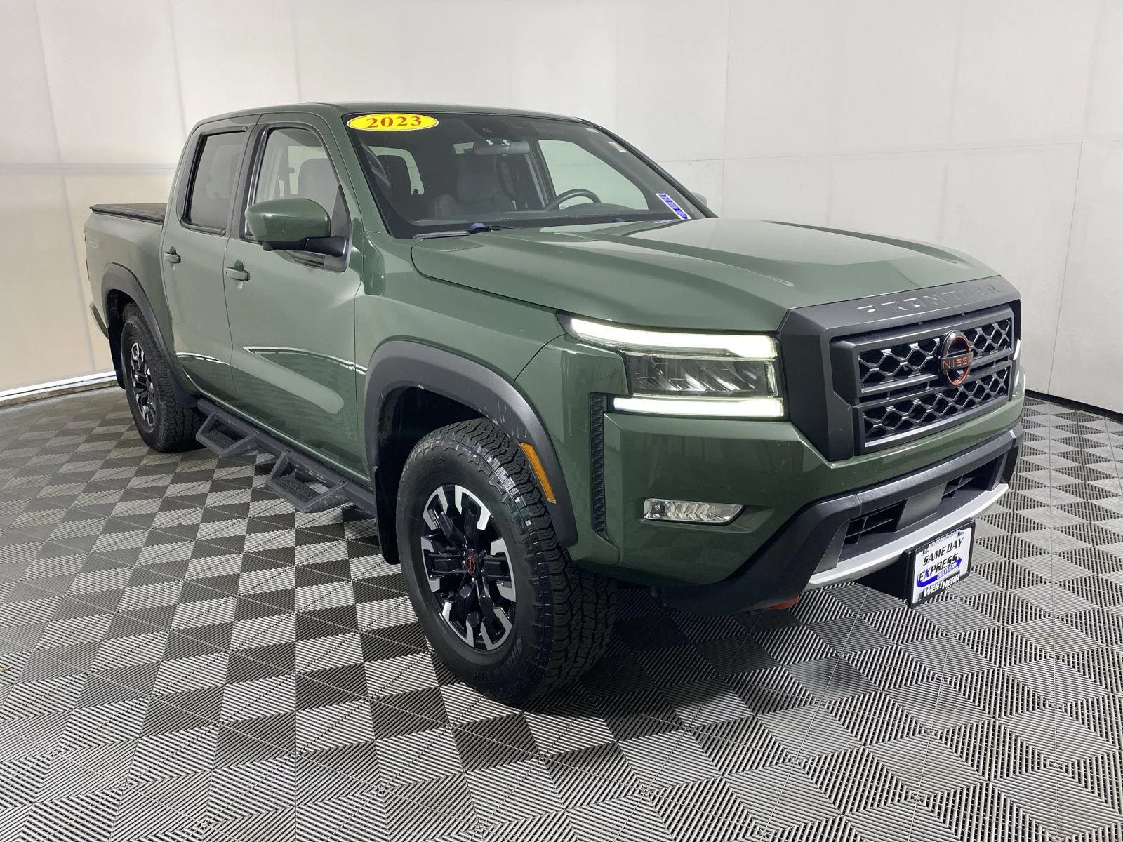 Used 2023 Tactical Green Metallic Nissan PRO-4X image 9