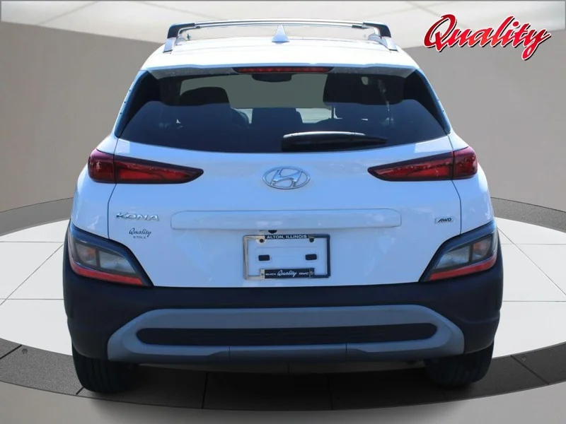 Used 2023 Lunar White Hyundai SEL image 4