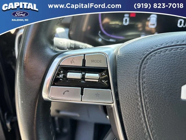 Used 2025 Black Kia S image 23