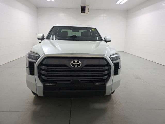 New 2026 Wind Chill Pearl <sup>1</sup> Toyota Tundra Limited image 2