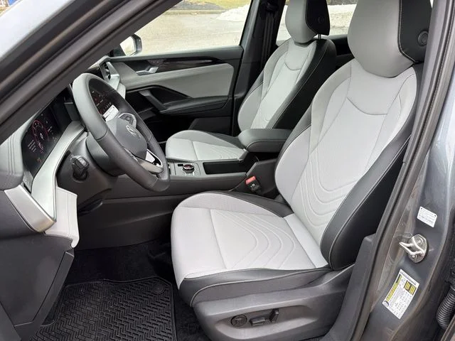 2026 Volkswagen Tiguan SE R-LINE BLACK - Photo 12