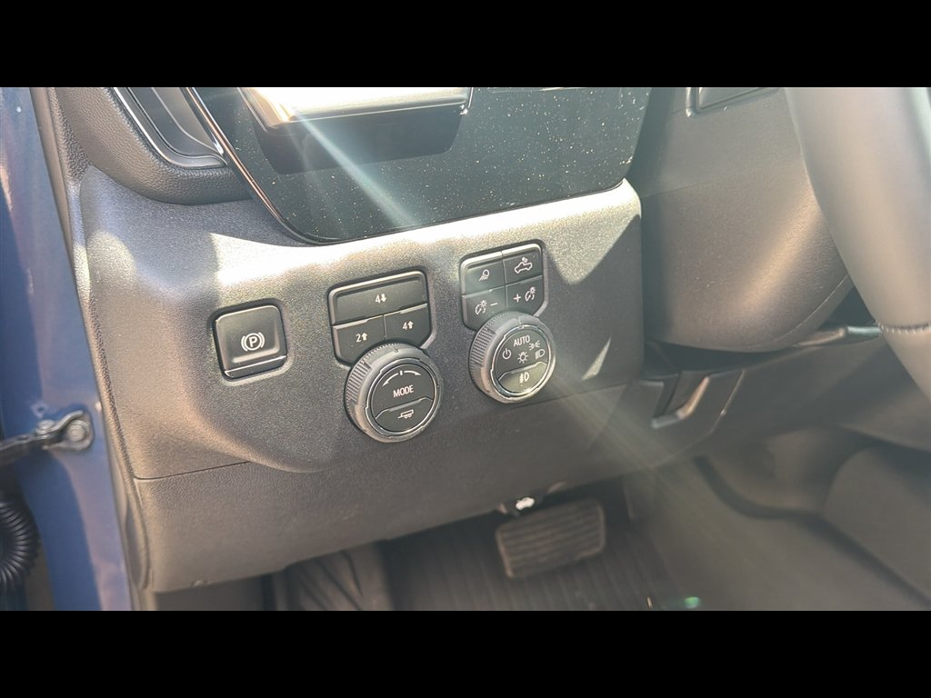 New 2026 Lakeshore Blue Metallic Chevrolet LT image 10