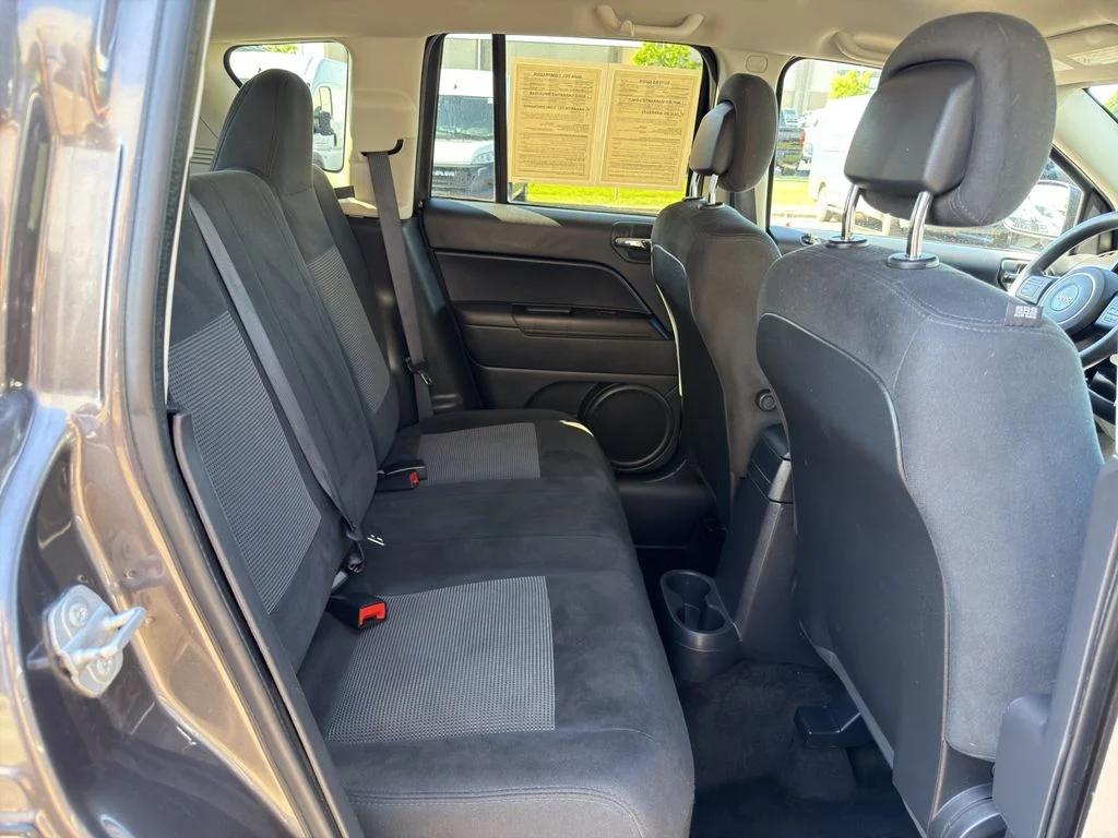 Used 2016 Gray Jeep Sport image 31