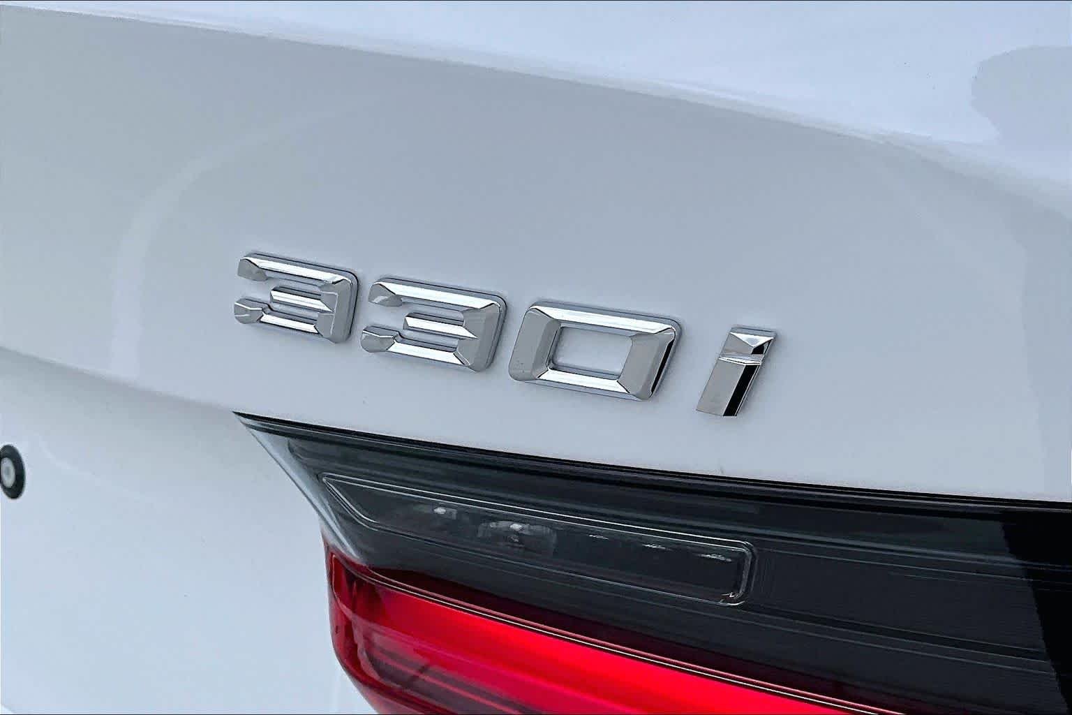 Used 2026 Alpine White BMW 330i NA image 15