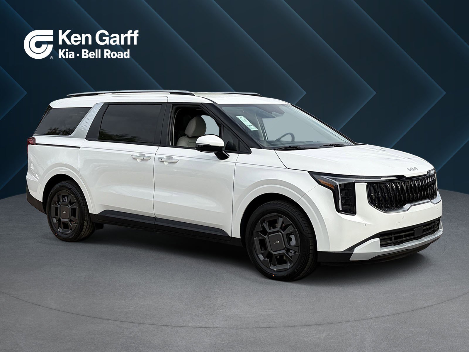 2026 Kia Sedona EX HEV's photo