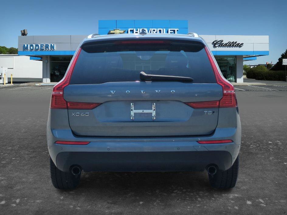Used 2019 -SELECT- Volvo Momentum image 4