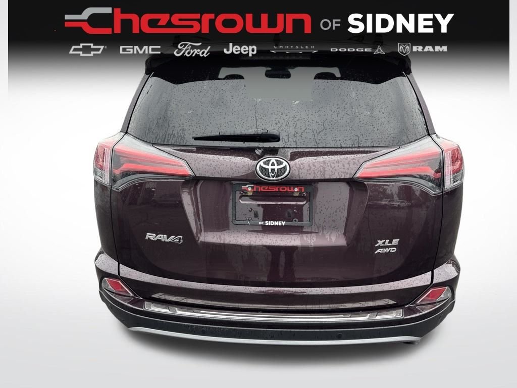 Used 2018 Black Currant Metallic Toyota XLE image 4