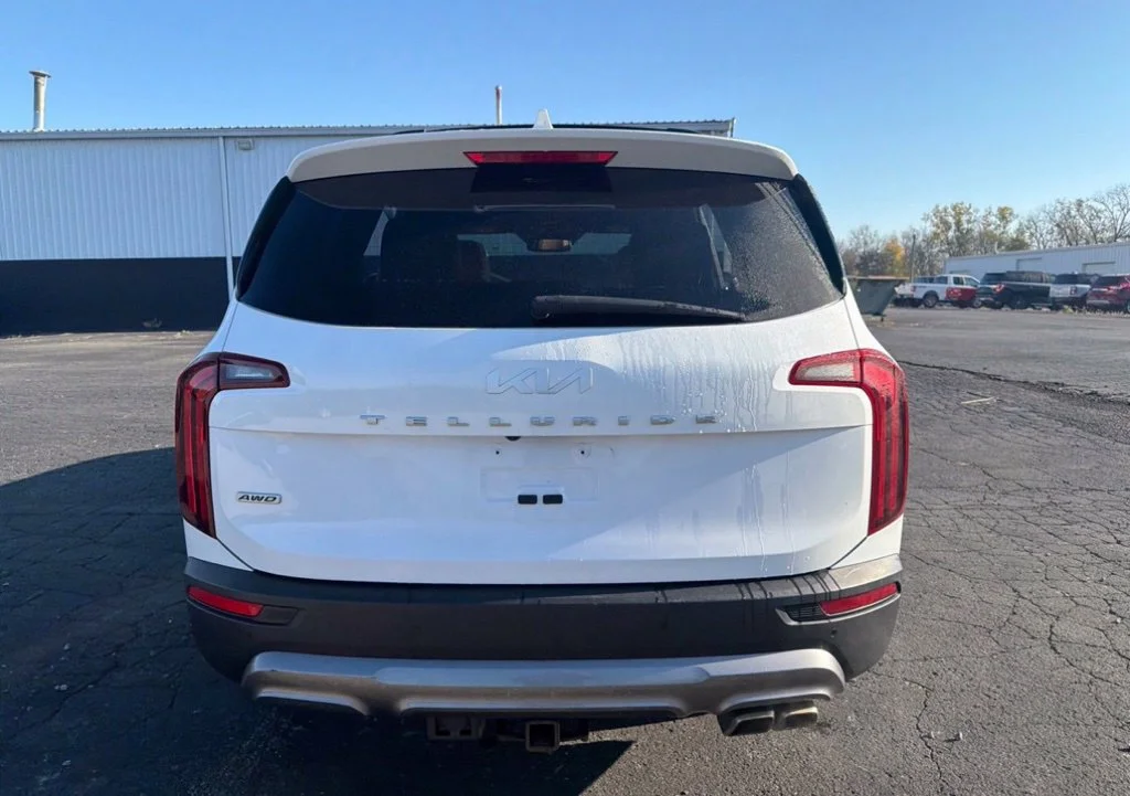 Used 2022 White Kia SX image 6