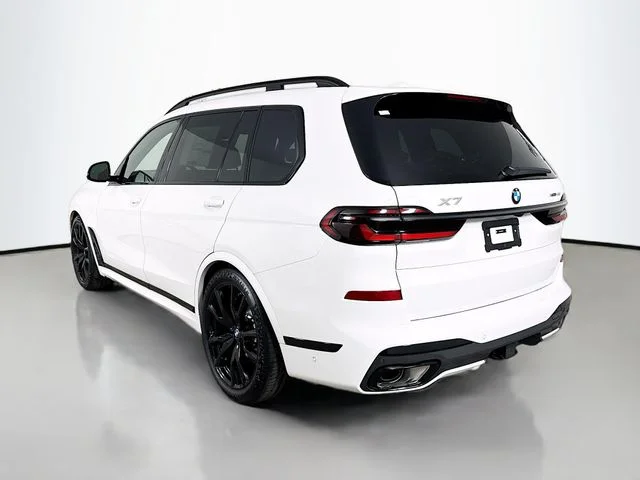 New 2026 White BMW xDrive40i image 5