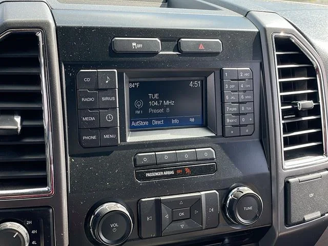 Used 2016 Magnetic Metallic Ford XL image 13