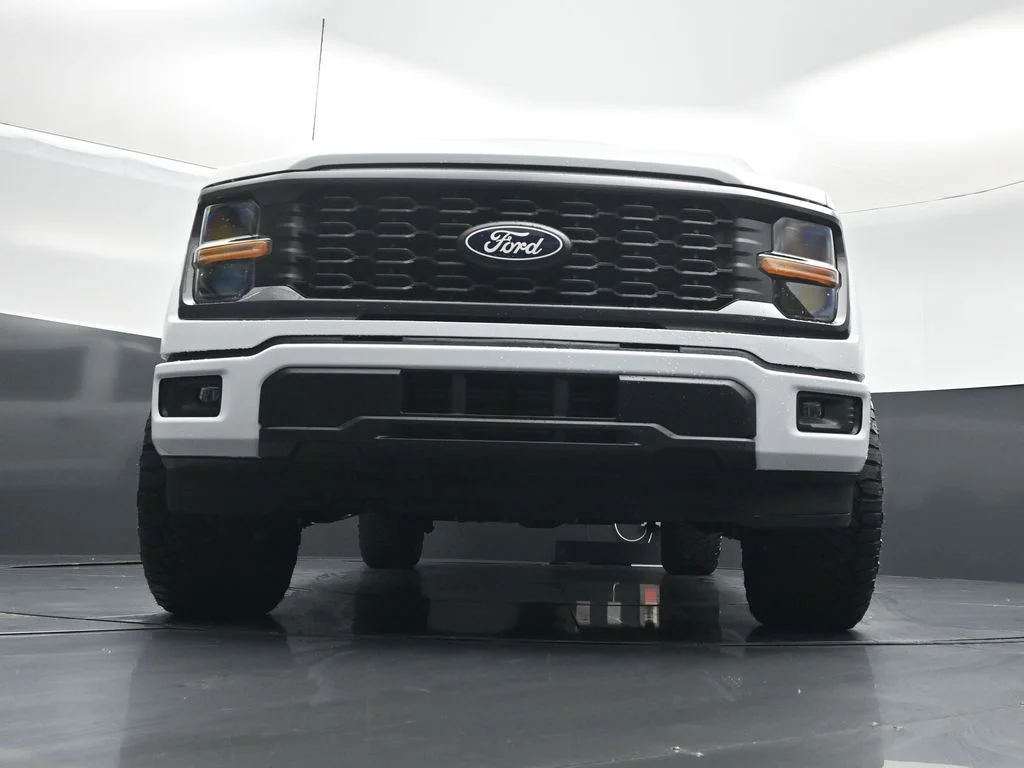 New 2026 Oxford White Ford STX image 37