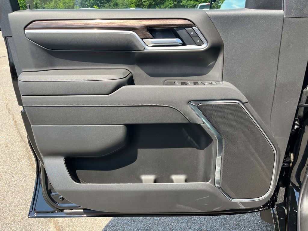 2026 Chevrolet Silverado 1500 LT - Photo 14