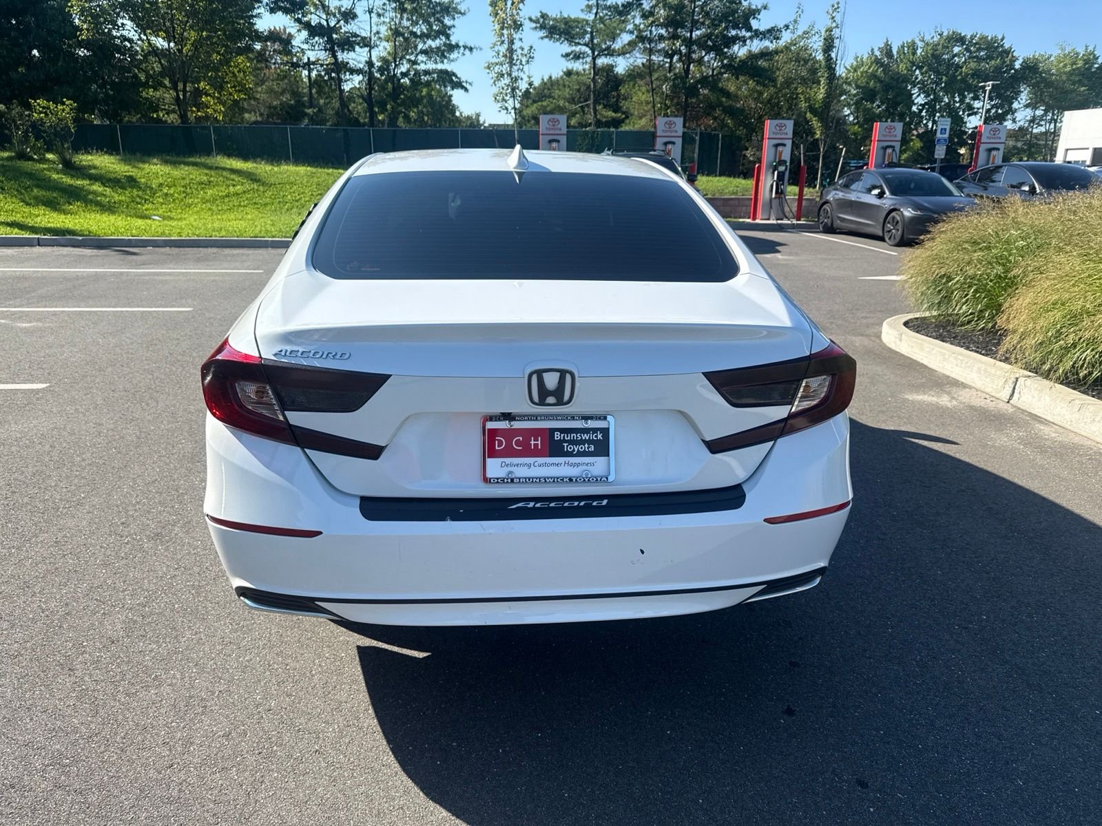 Used 2021 White Honda LX image 6