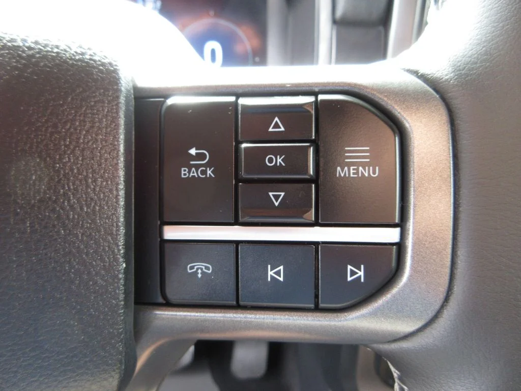 New 2026 Star White Metallic Tri-Coat Ford Lariat image 16