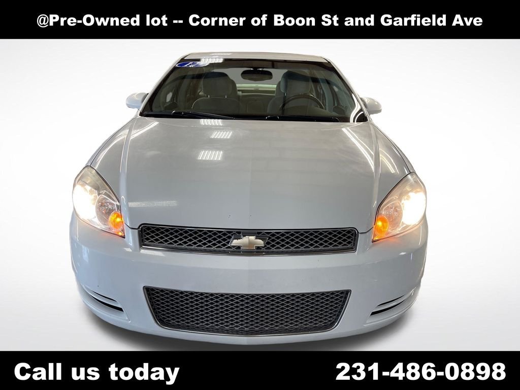 Used 2012 White Chevrolet LT image 8
