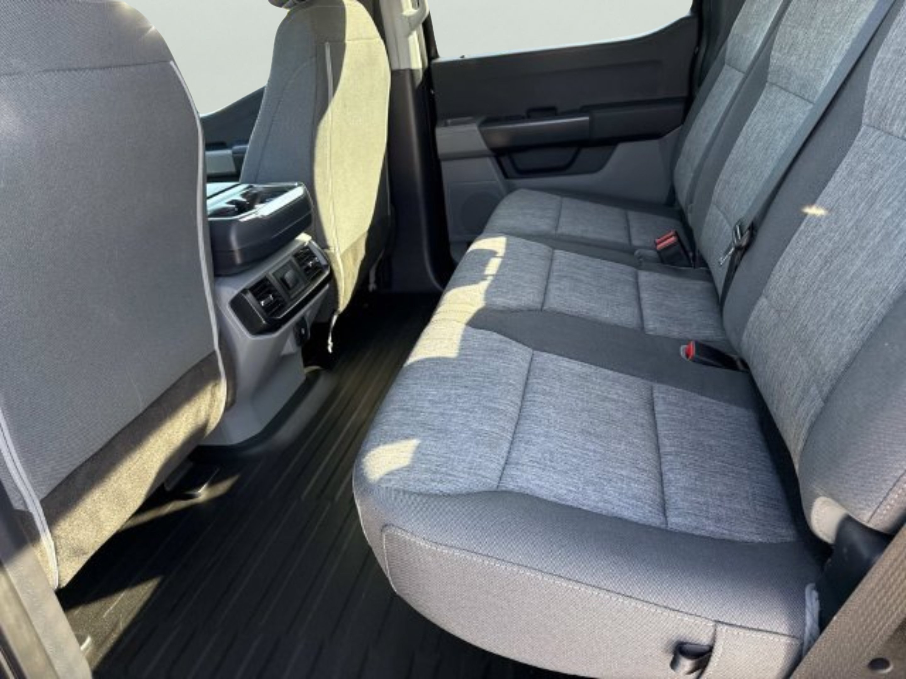 2023 Ford F-150 XL - Photo 10