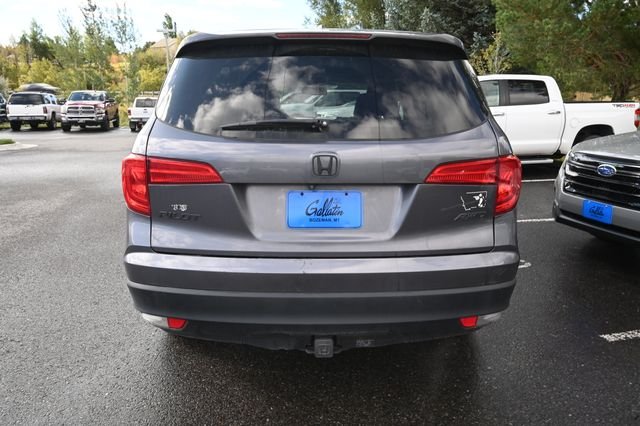 Used 2017  Honda EX-L image 4