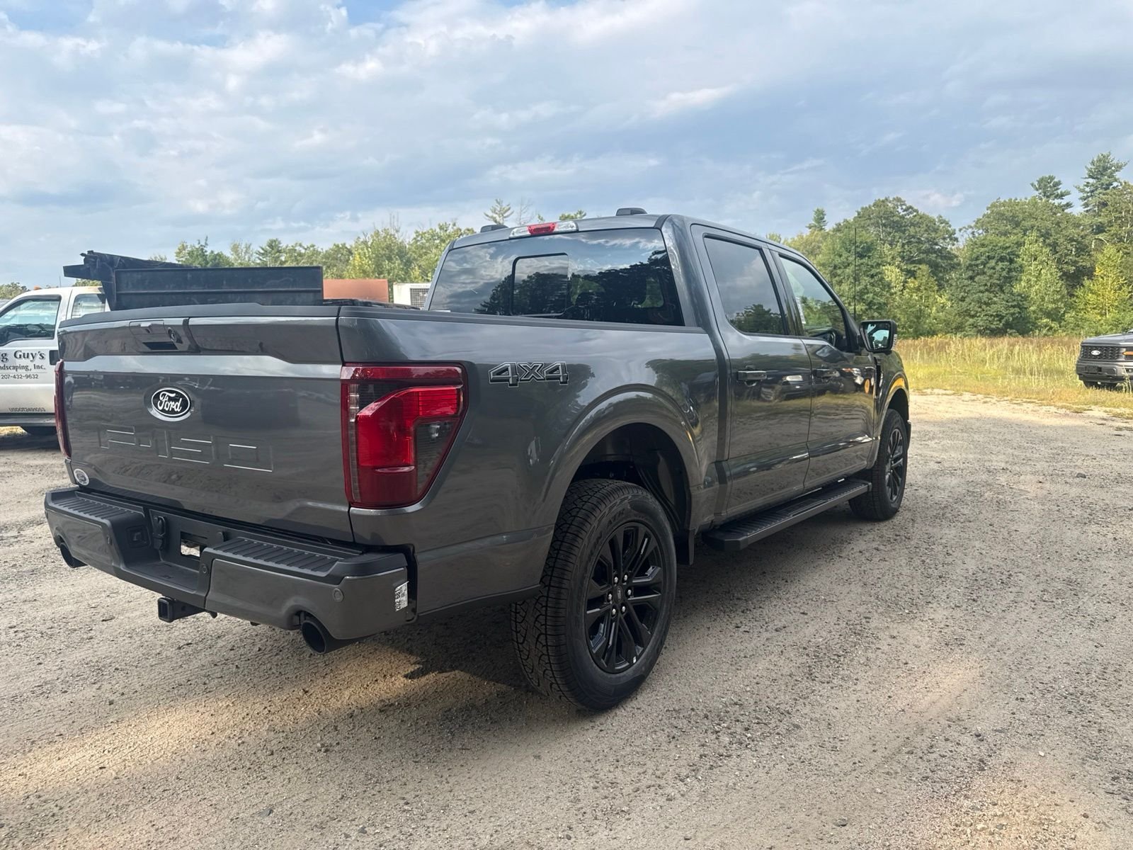 New 2026 Carbonized Gray Metallic Ford XLT image 6