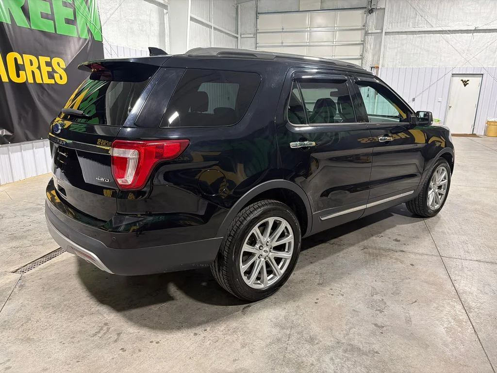 Used 2017 Shadow Black Ford Limited image 6