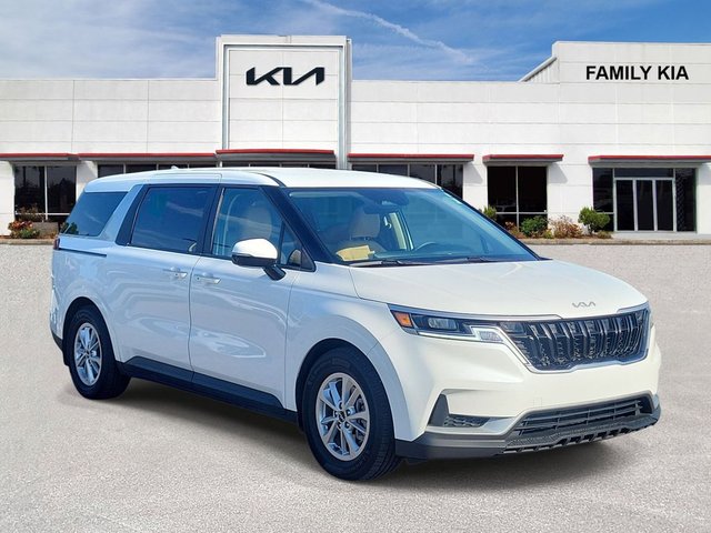 2024 Kia Carnival LX