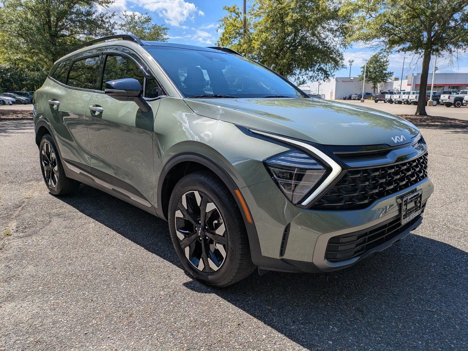 Used 2024 Jungle Green Kia X-Line image 2