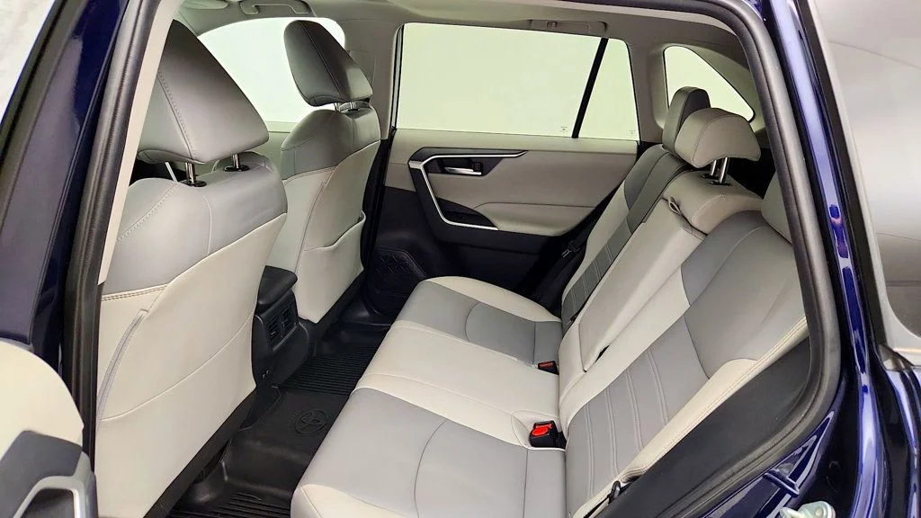 Used 2019 Blueprint Toyota XLE Premium AWD w/ Cold Weather Pkg image 21