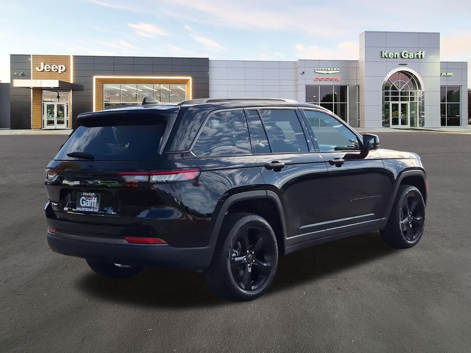 New 2027 High-Gloss Black Paint Jeep Limited Reserve image 4