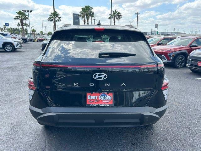 New 2026 Black Hyundai SEL Sport FWD image 6
