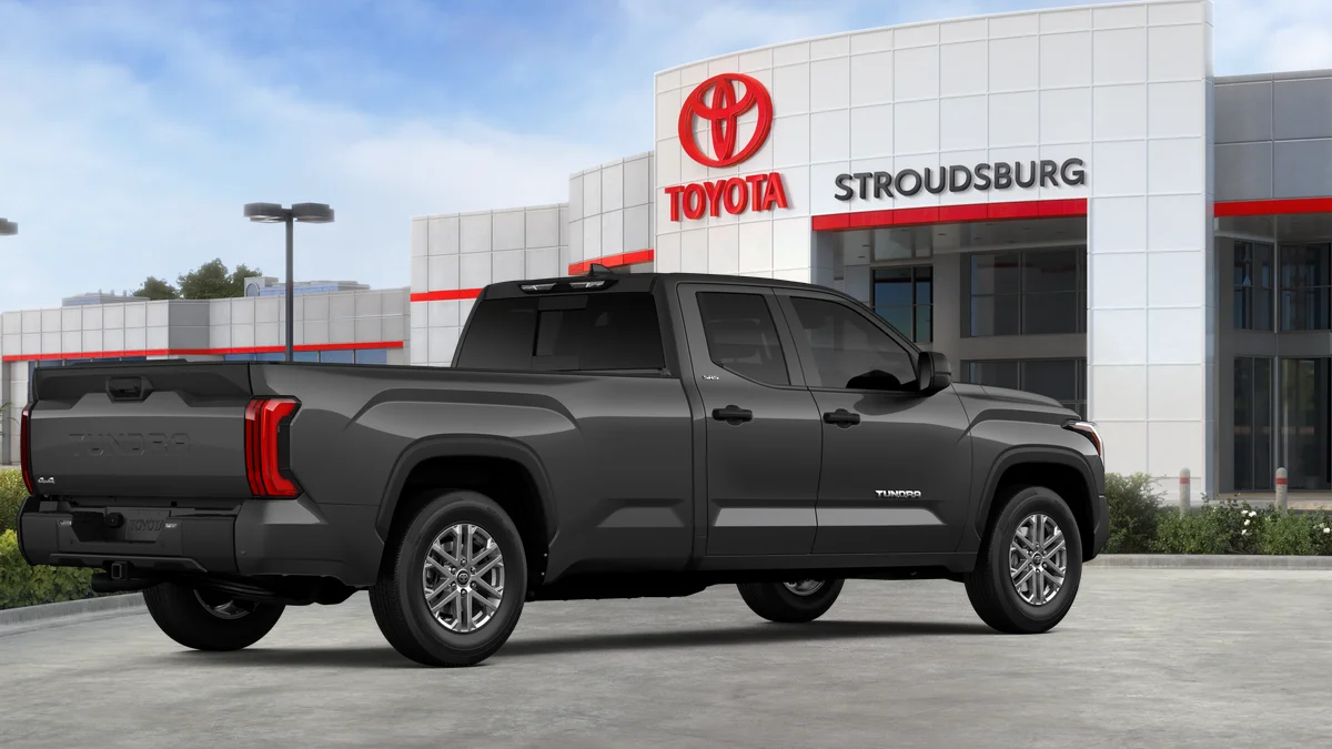 New 2026 Magnetic Gray Meta Toyota SR5 image 38