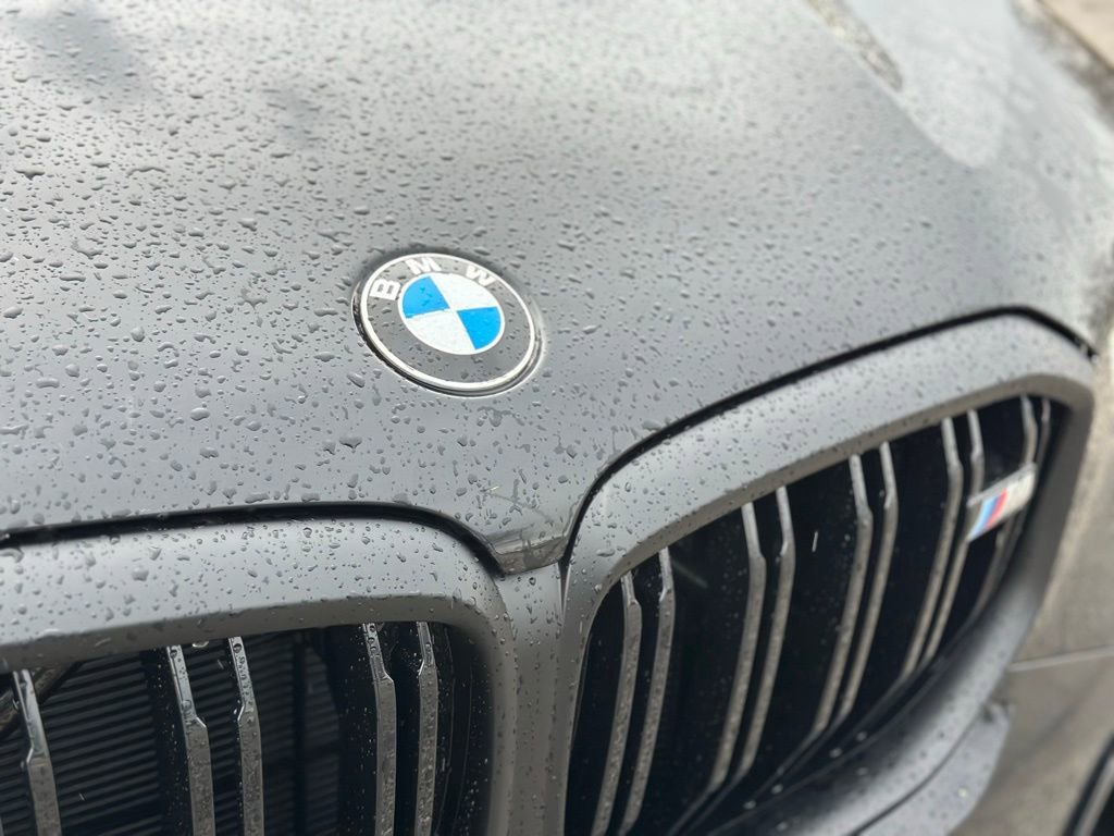 New 2026 Black Sapphire Metallic BMW M60i image 11