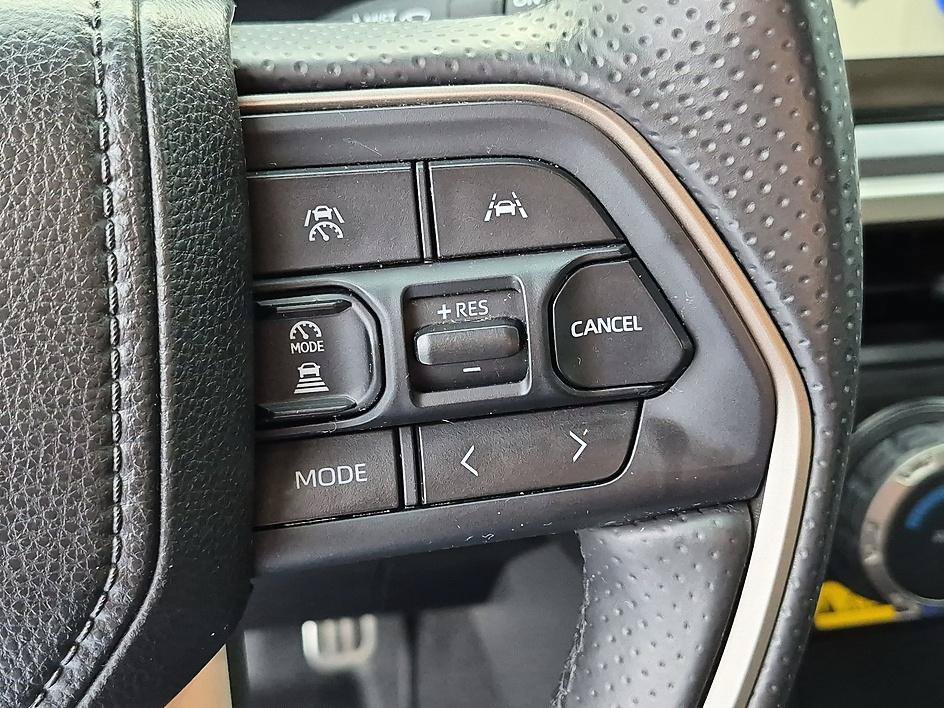 Used 2025 Cutting Edge Toyota SR5 image 18