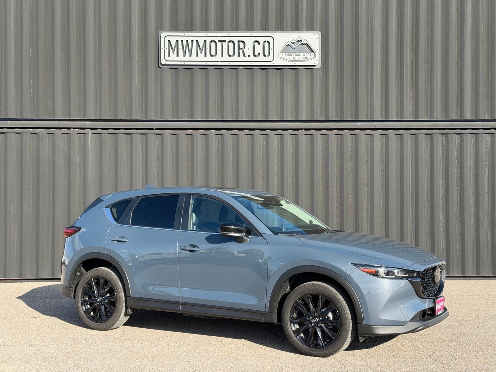 2025 Mazda CX-5 S Carbon Edition Auto AWD's photo