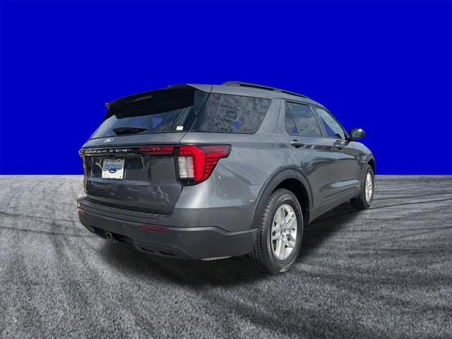 New 2027 Carbonized Gray Metallic Ford Active image 3