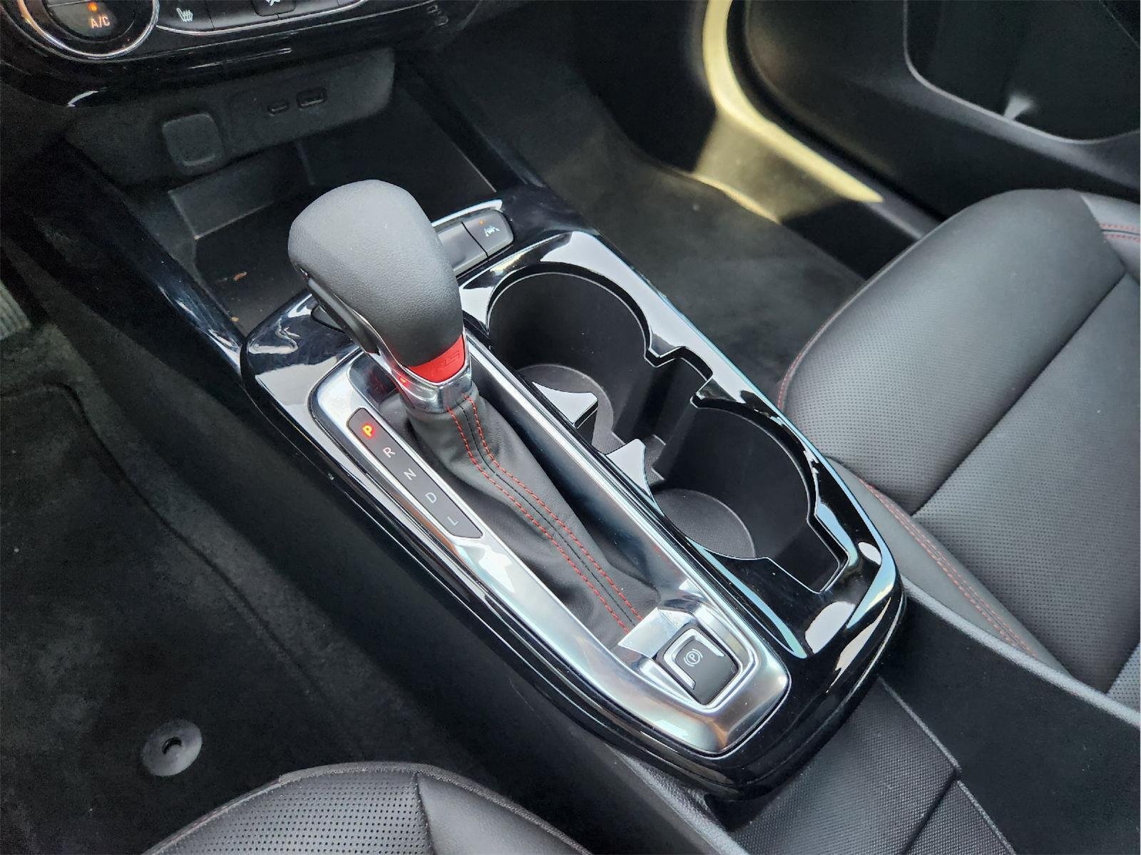 2024 Chevrolet Trax RS - Photo 17