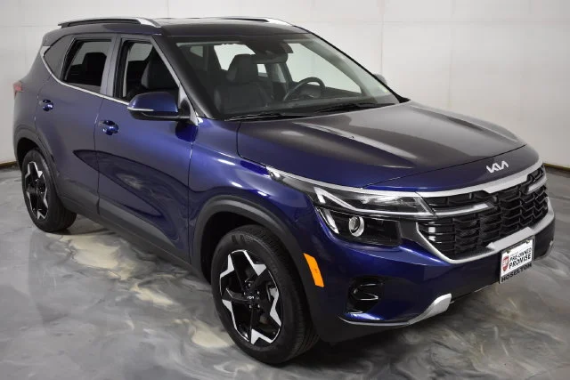 Used 2024 Blue Kia EX image 12