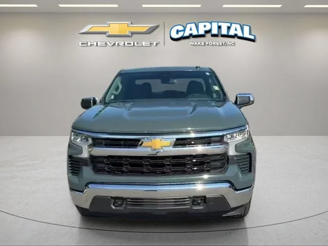 Used 2025 Cypress Gray Chevrolet LT image 8