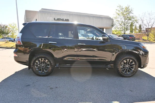Certified Used 2021 BLACK Lexus 460 image 2