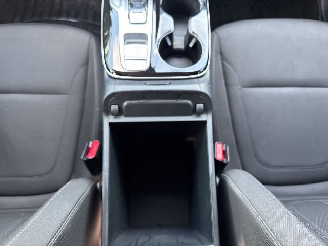 Used 2022  Hyundai SEL Convenience image 26
