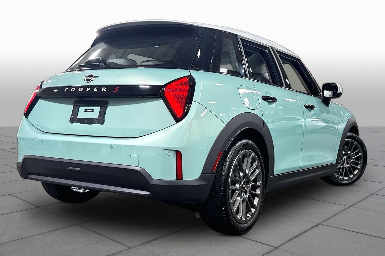 Used 2025 Ocean Wave Green Metallic MINI Cooper S image 13
