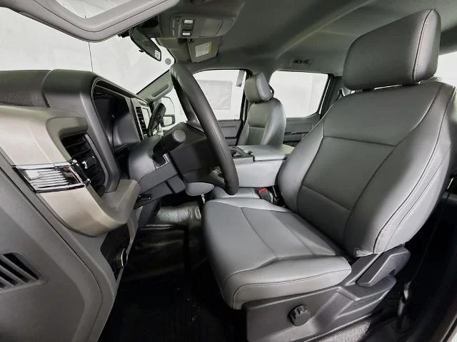 2025 Ford F-250 Super Duty XL - Photo 48
