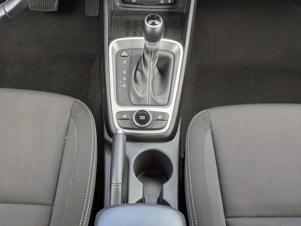 Used 2026 Silver Hyundai SEL image 17