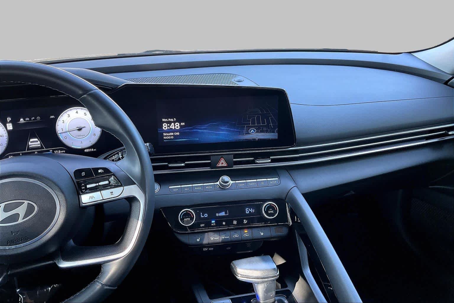 Used 2025 Amazon Gray Hyundai SEL Convenience image 7