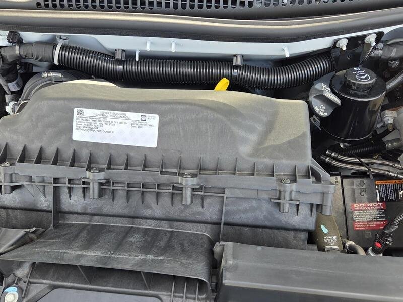 Used 2025 Summit White CHEVROLET RWD 2500 135" image 18