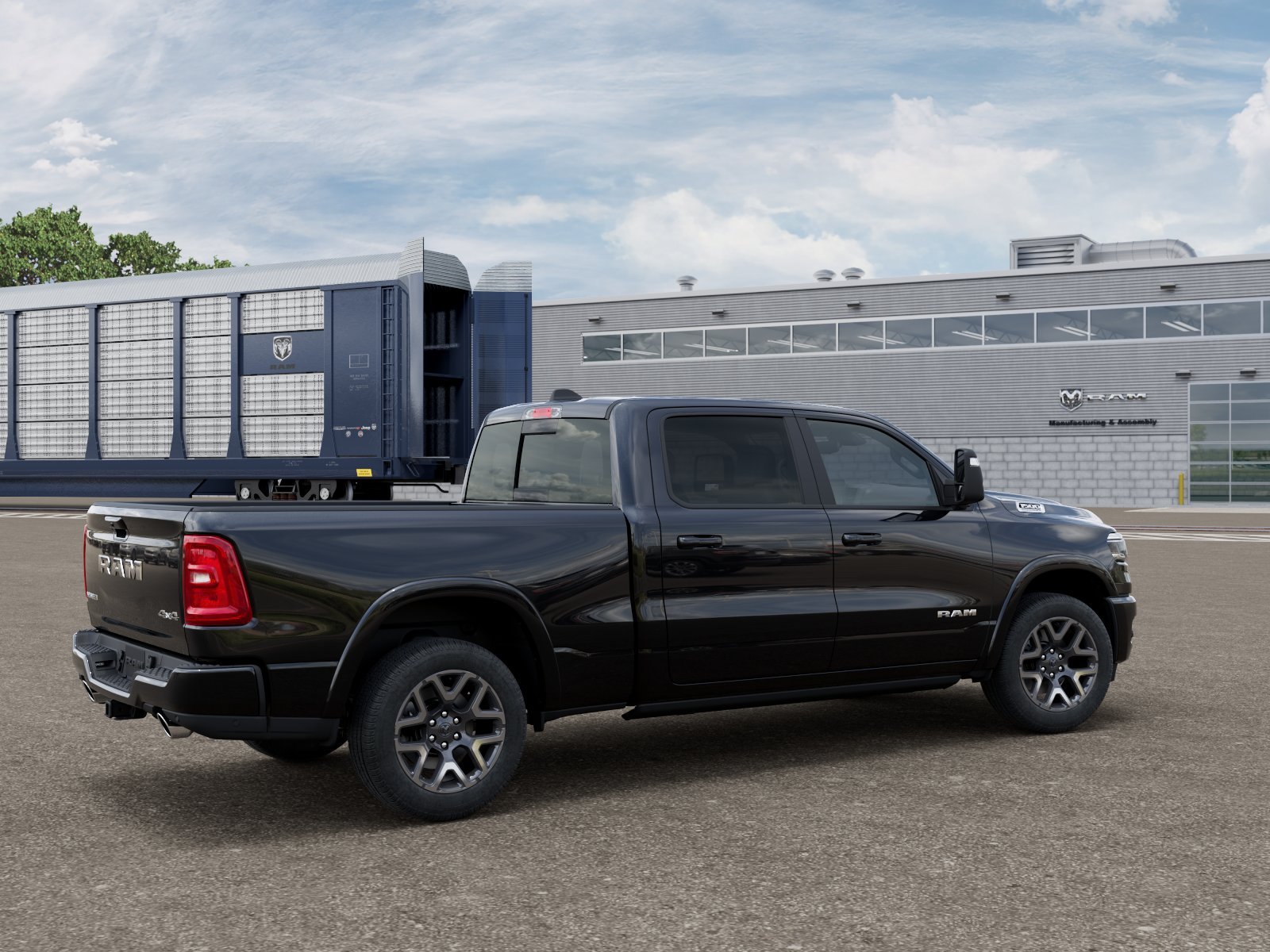New 2026 Diamond Black Crystal Pearl-Coat Exterior Paint RAM LARAMIE image 5