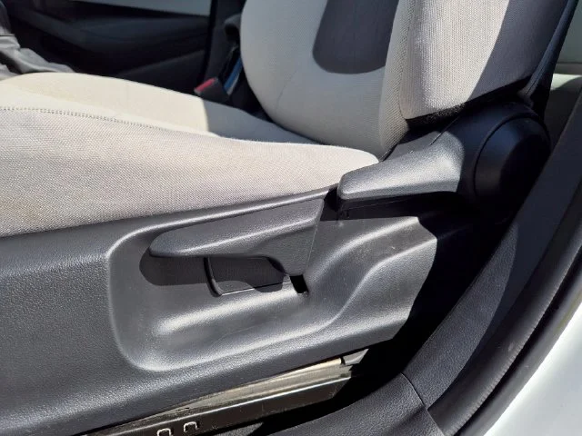 Certified Used 2022 White Toyota LE image 16