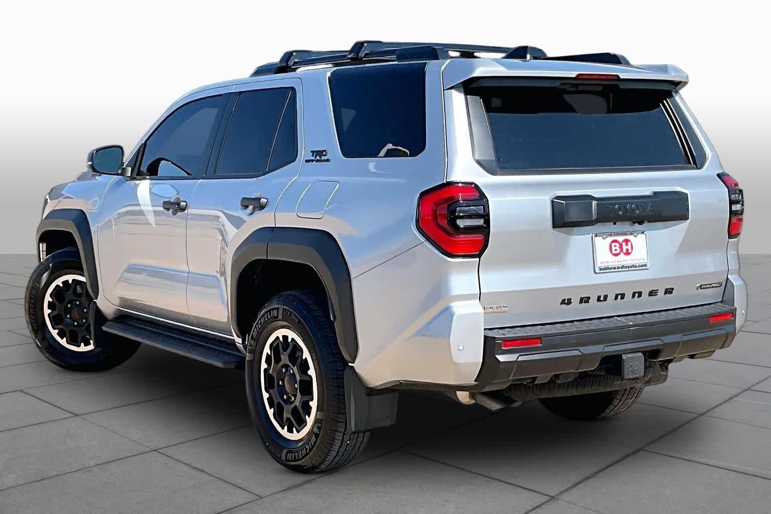 Certified Used 2025 Cutting Edge Toyota Hybrid TRD Off Road image 12